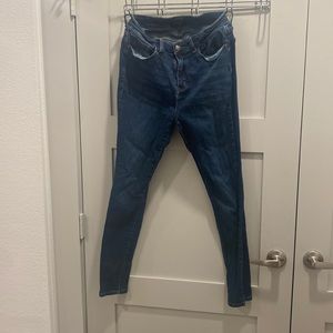 Judy Blue skinny fit non distressed size 11/30